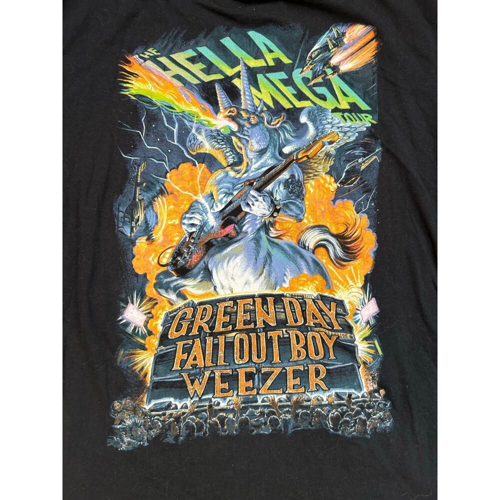 Weezer Fall Out Boy Green Day Hella Mega Tour Concert Tee Large